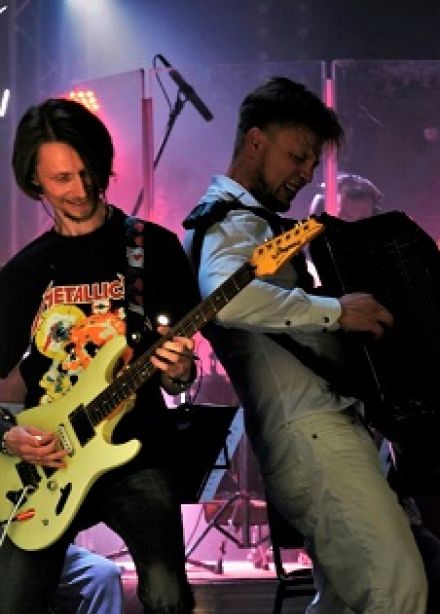 Музыкальный шоу-проект Rocksody